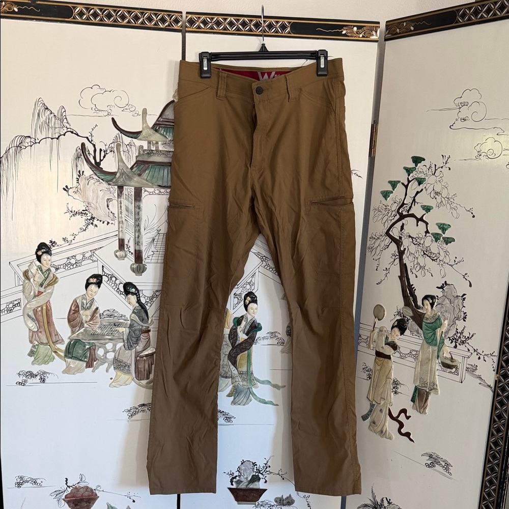Wrangler Men's Tan Cargo Pants
